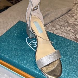 Betsy Johnson Glitter Silver open toed shoe